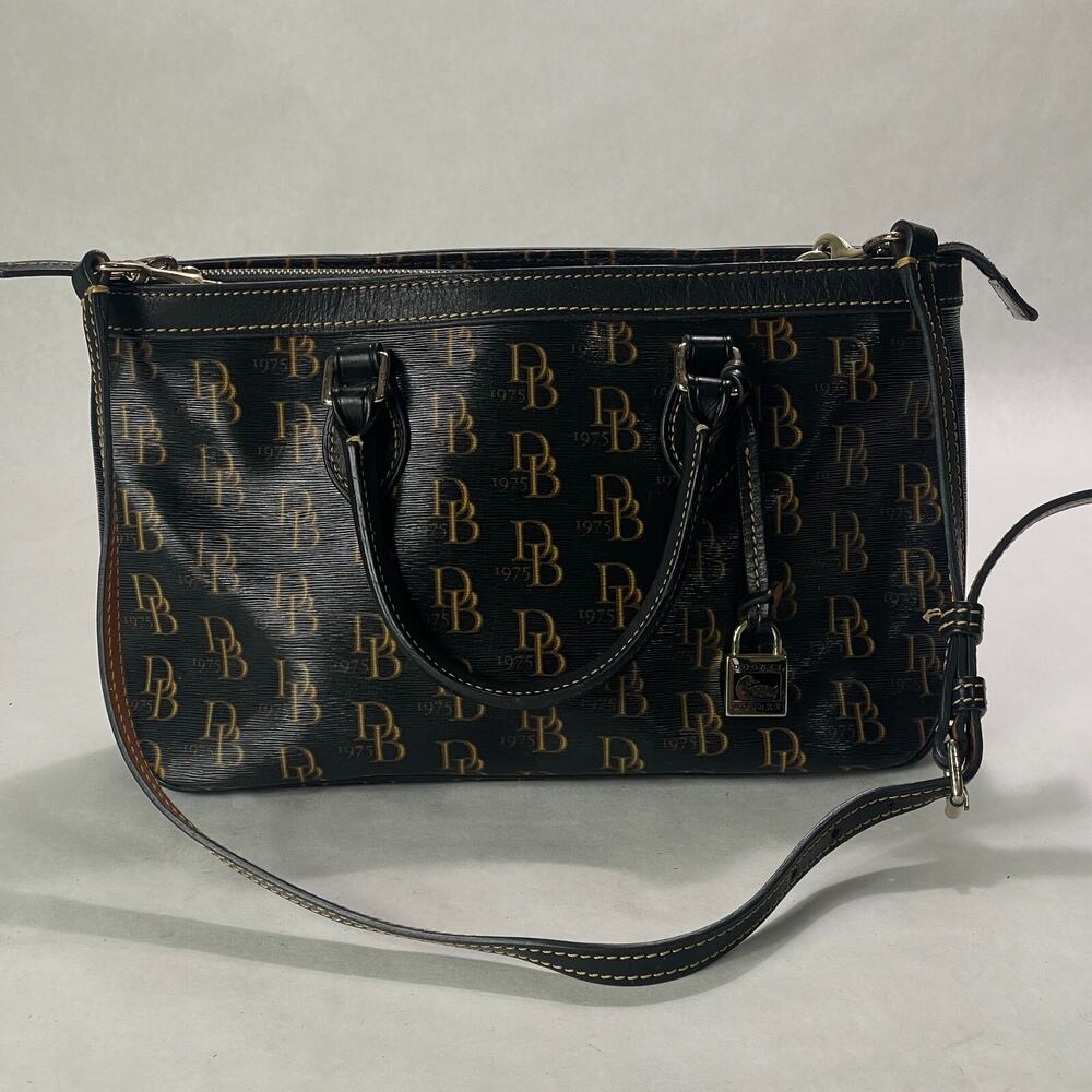Dooney & Bourke DB Logo Womens Handbag Purse